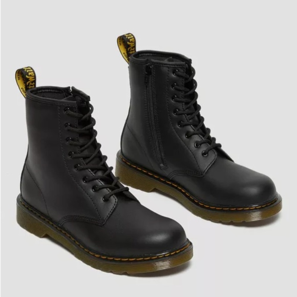 Dr. Martens 1460 SOFTY T LEATHER LACE UP BOOTS